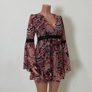 BNWT Forever 21 Baby Doll Mini Dress V neck Flutter Sleeves M